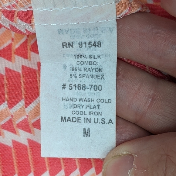 Nell women's pink peach silk patterned tank top size M - Picture 8 of 9